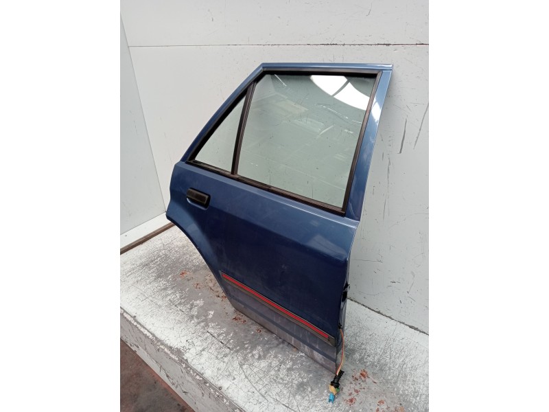 Recambio de puerta trasera derecha para ford orion ii (aff) 1.6 referencia OEM IAM  ver fotos 