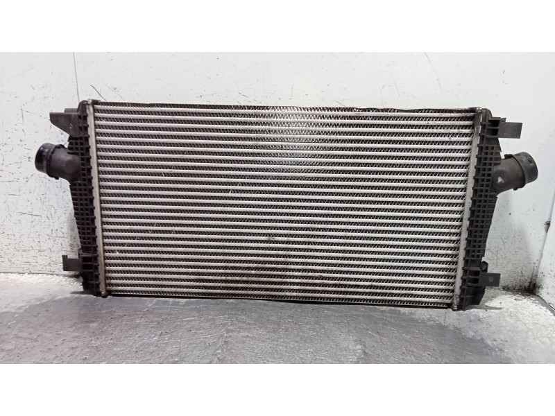 Recambio de intercooler para opel zafira tourer selective referencia OEM IAM 13267647  