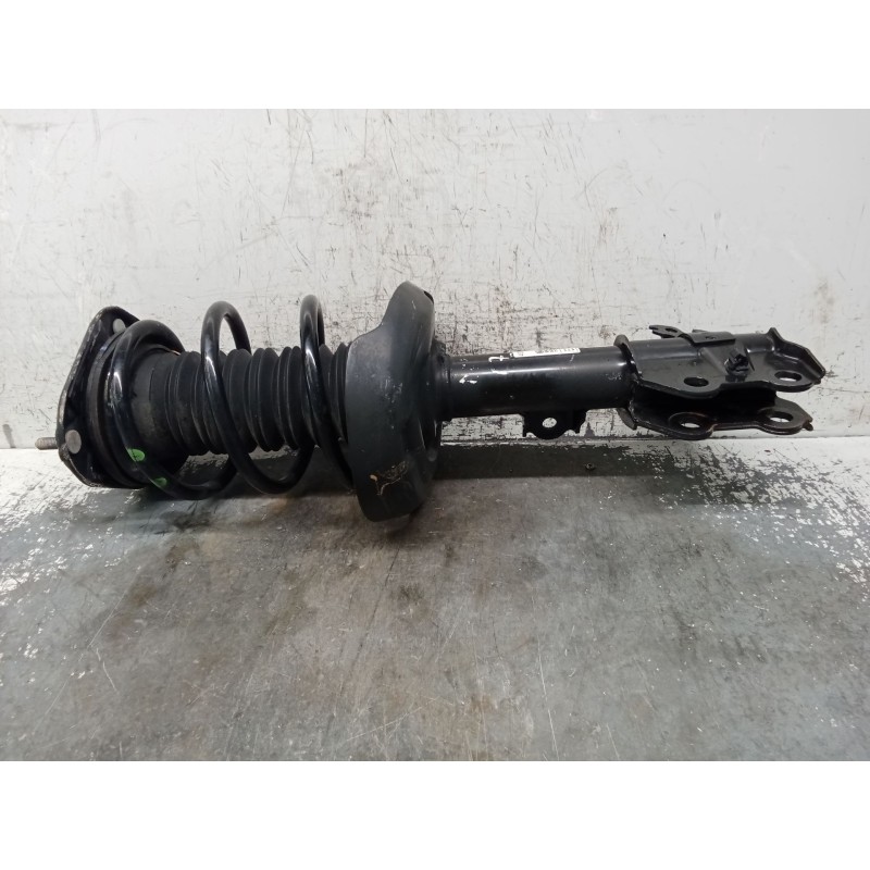 Recambio de amortiguador delantero izquierdo para toyota c-hr (_x1_) 1.8 hybrid (zyx10_, zyx11_) referencia OEM IAM 48520 F4021 