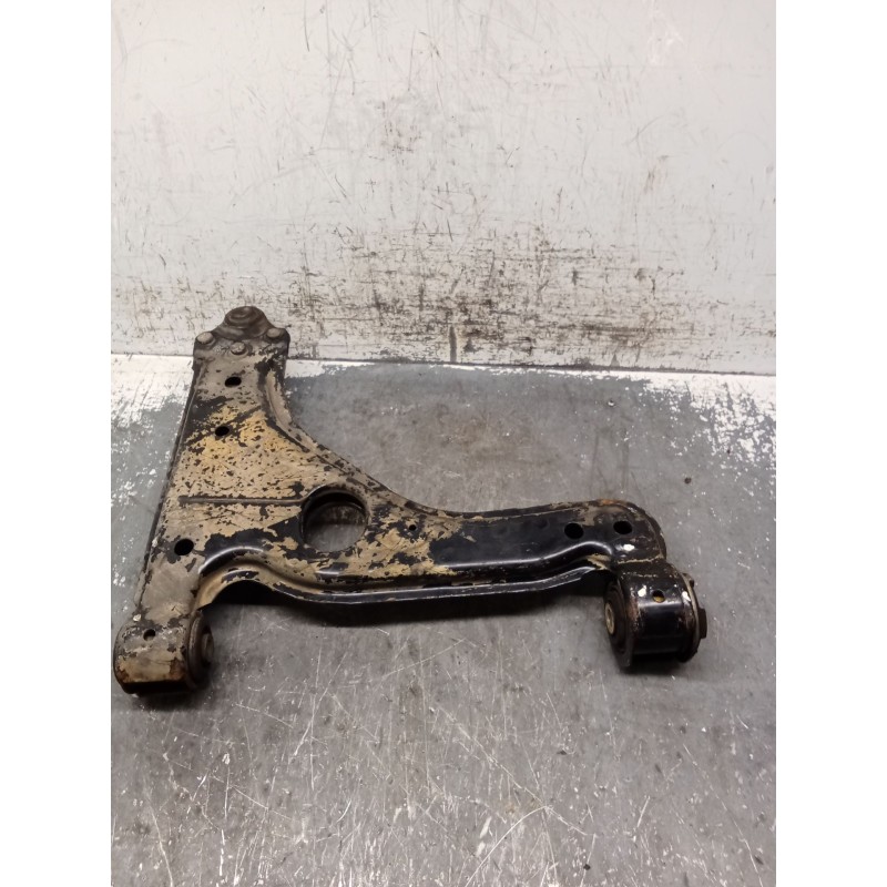 Recambio de brazo suspension inferior delantero izquierdo para opel vectra b (j96) 2.0 dti 16v (f19) referencia OEM IAM   