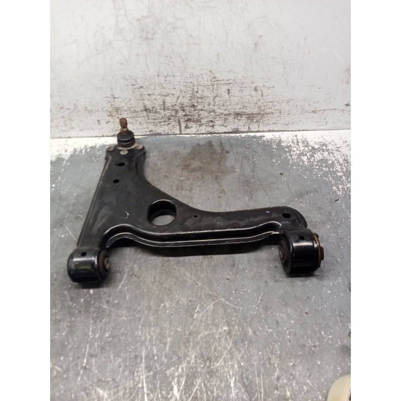 Recambio de brazo suspension inferior delantero derecho para opel vectra b (j96) 2.0 dti 16v (f19) referencia OEM IAM   