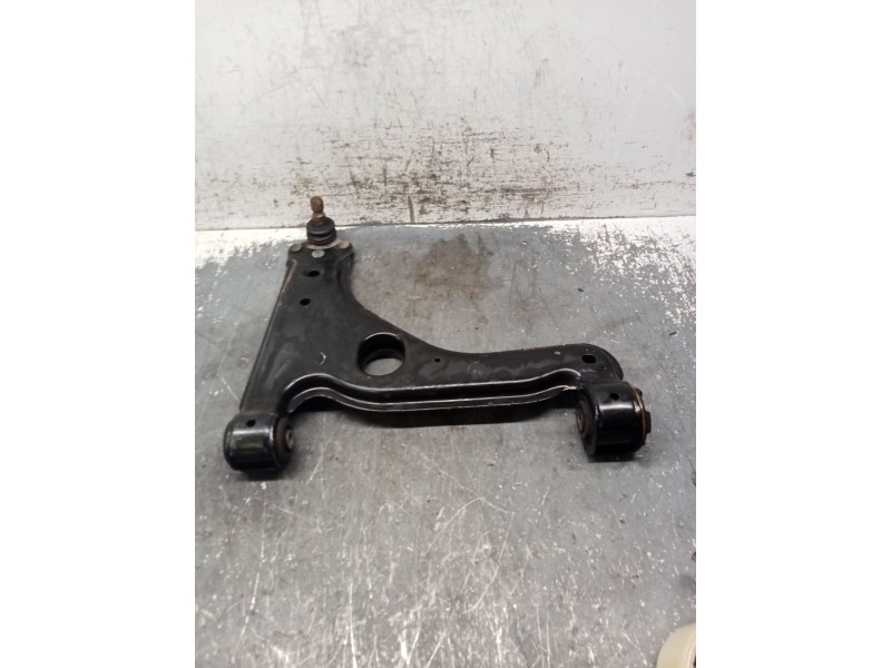 Recambio de brazo suspension inferior delantero derecho para opel vectra b (j96) 2.0 dti 16v (f19) referencia OEM IAM   