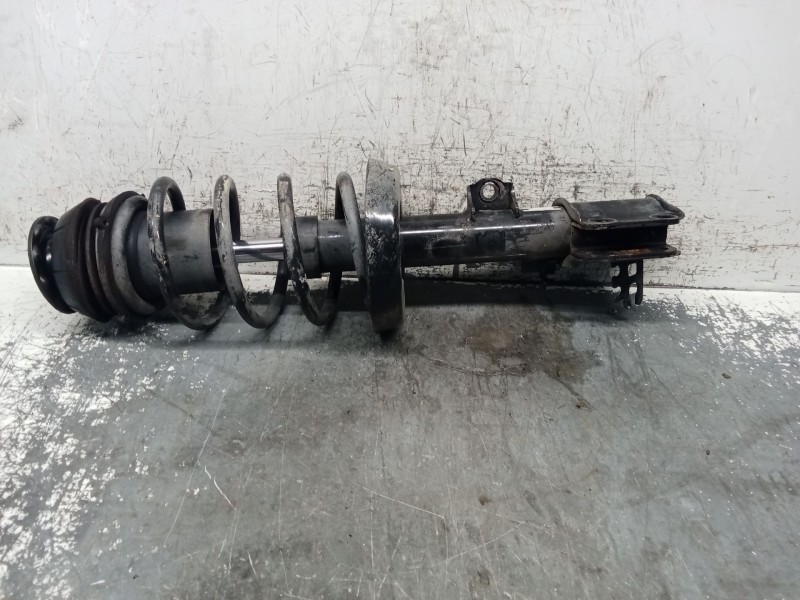Recambio de amortiguador delantero izquierdo para opel vectra b (j96) 2.0 dti 16v (f19) referencia OEM IAM 9156801  