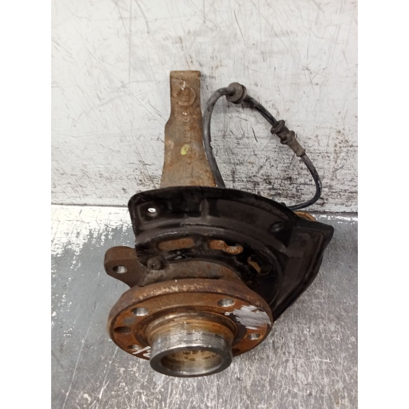 Recambio de mangueta delantera izquierda para opel vectra b (j96) 2.0 dti 16v (f19) referencia OEM IAM   