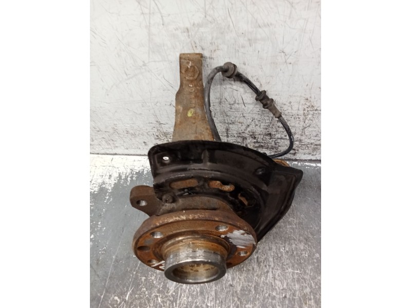Recambio de mangueta delantera izquierda para opel vectra b (j96) 2.0 dti 16v (f19) referencia OEM IAM   