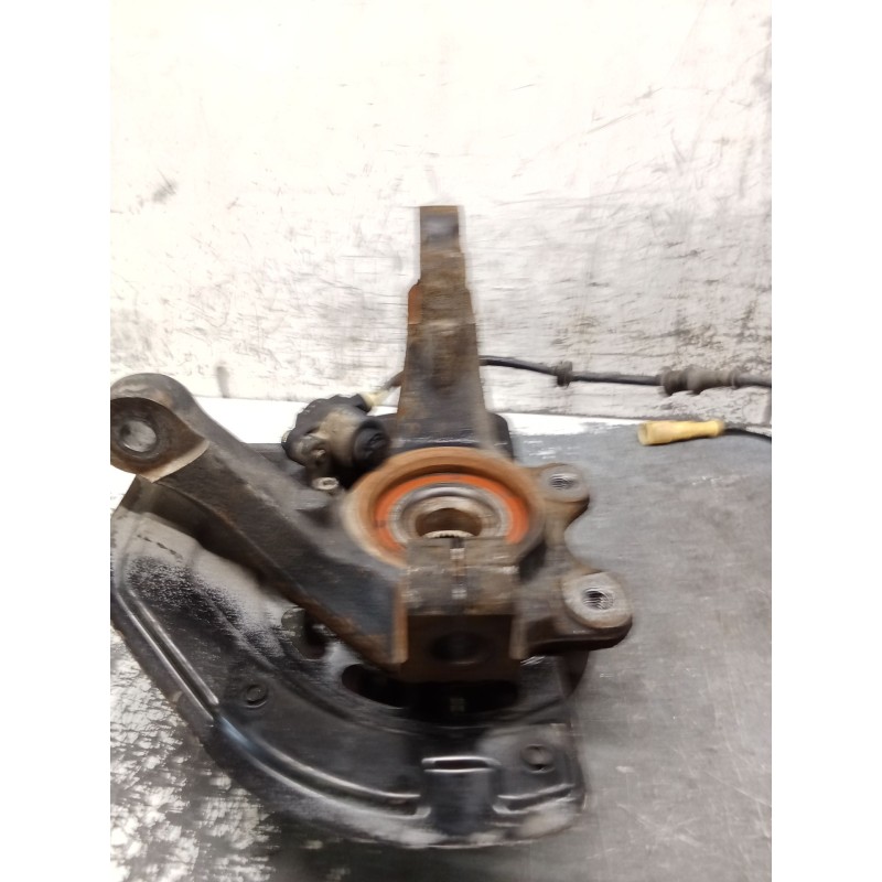 Recambio de mangueta delantera izquierda para opel vectra b (j96) 2.0 dti 16v (f19) referencia OEM IAM   