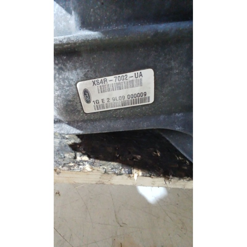 Recambio de caja cambios para ford focus i sedán (dfw) 1.8 turbo di / tddi referencia OEM IAM XS4R7002UA 5V S 1G E 2 9L09 000009