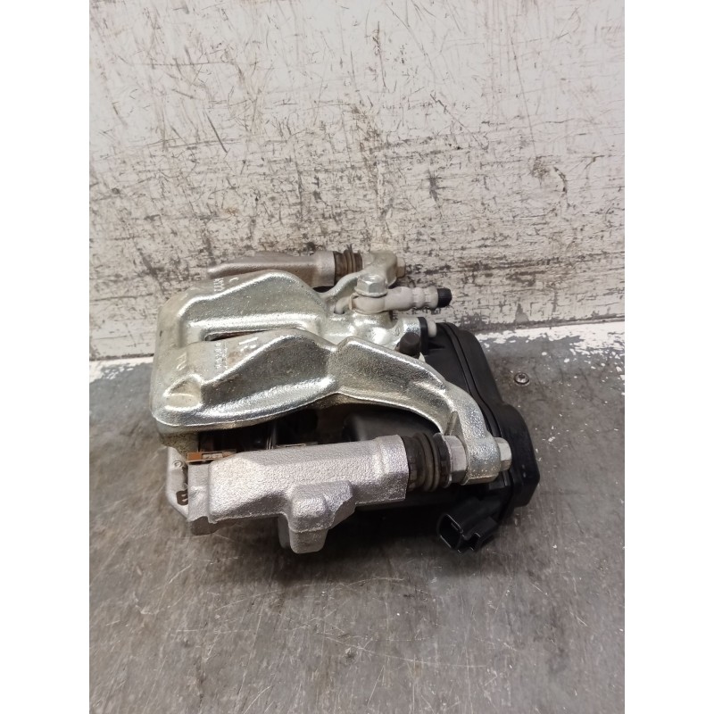 Recambio de pinza freno trasera derecha para toyota c-hr (_x1_) 1.8 hybrid (zyx10_, zyx11_) referencia OEM IAM A006B119  