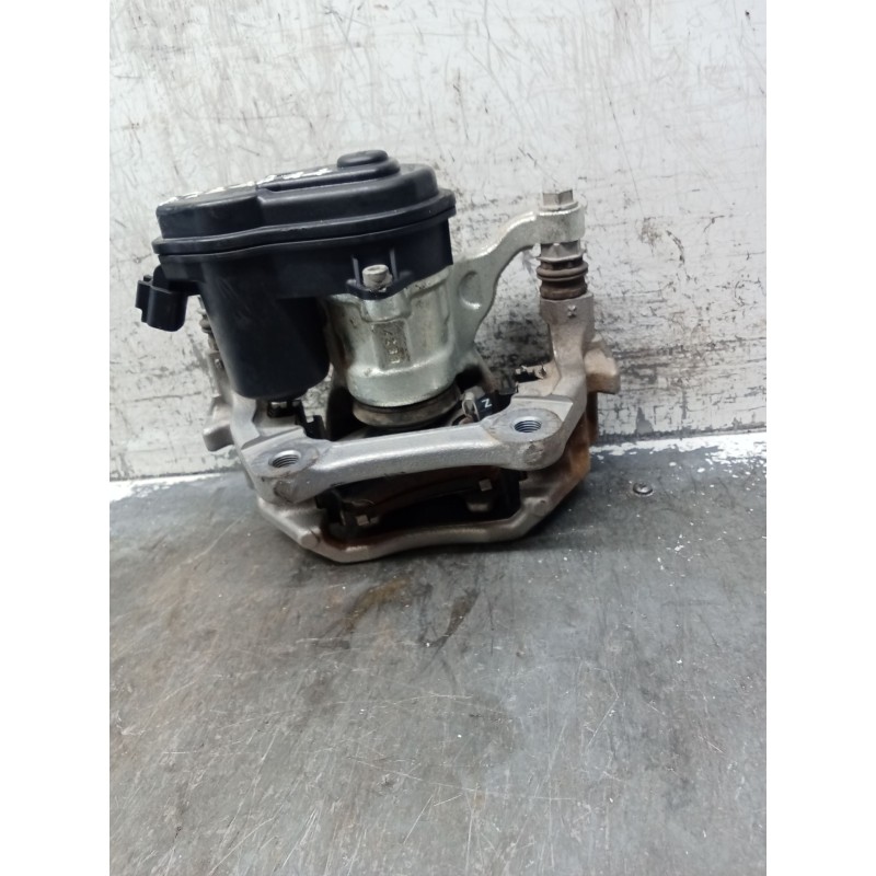 Recambio de pinza freno trasera derecha para toyota c-hr (_x1_) 1.8 hybrid (zyx10_, zyx11_) referencia OEM IAM A006B119  