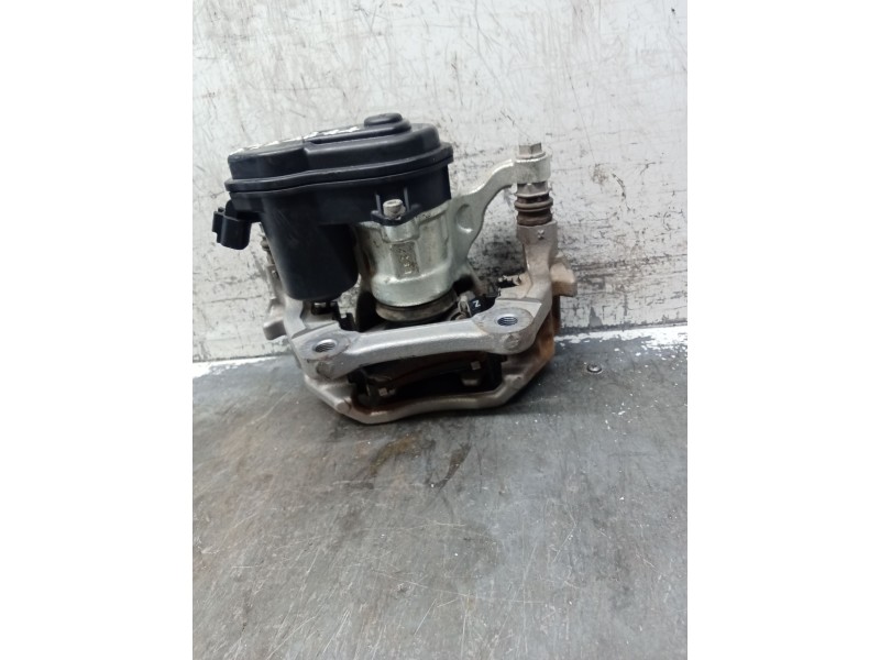 Recambio de pinza freno trasera derecha para toyota c-hr (_x1_) 1.8 hybrid (zyx10_, zyx11_) referencia OEM IAM A006B119  