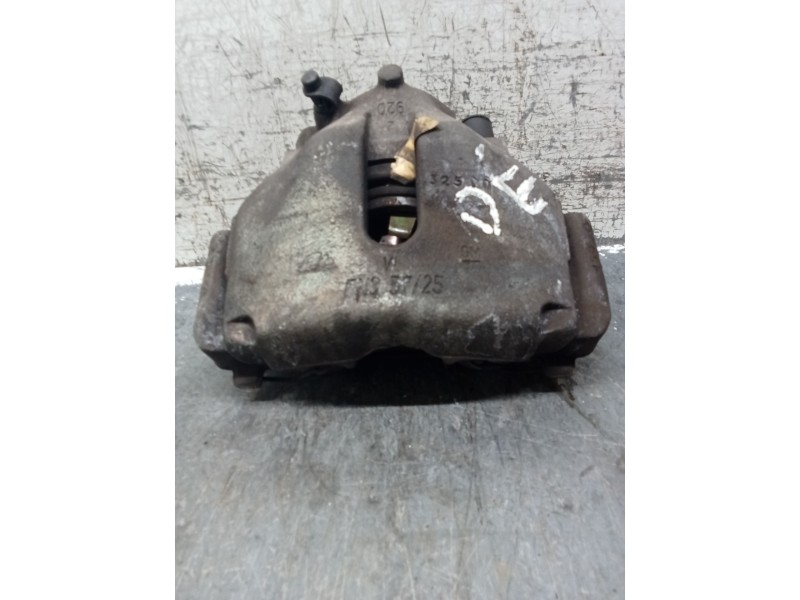 Recambio de pinza freno delantera derecha para opel vectra b (j96) 2.0 dti 16v (f19) referencia OEM IAM   