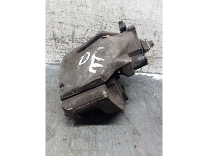 Recambio de pinza freno delantera derecha para opel vectra b (j96) 2.0 dti 16v (f19) referencia OEM IAM   