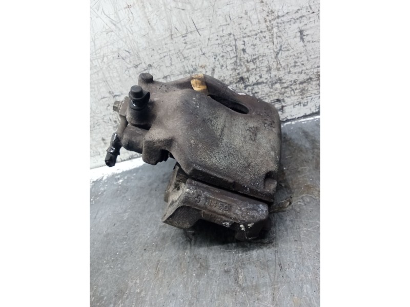 Recambio de pinza freno delantera derecha para opel vectra b (j96) 2.0 dti 16v (f19) referencia OEM IAM   