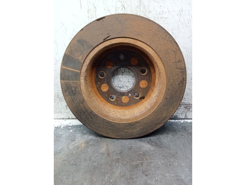 Recambio de disco freno trasero para toyota c-hr (_x1_) 1.8 hybrid (zyx10_, zyx11_) referencia OEM IAM   