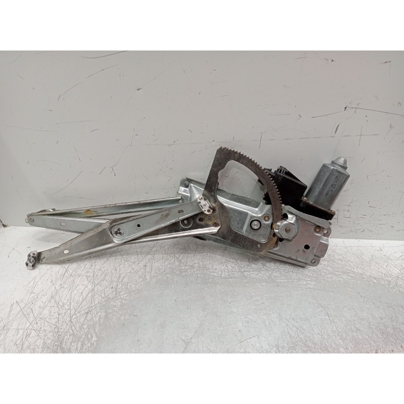 Recambio de elevalunas delantero izquierdo para opel vectra b (j96) 2.0 dti 16v (f19) referencia OEM IAM 09153595  
