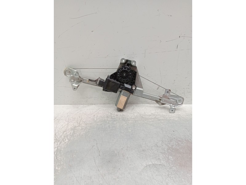 Recambio de elevalunas trasero izquierdo para opel vectra b (j96) 2.0 dti 16v (f19) referencia OEM IAM   