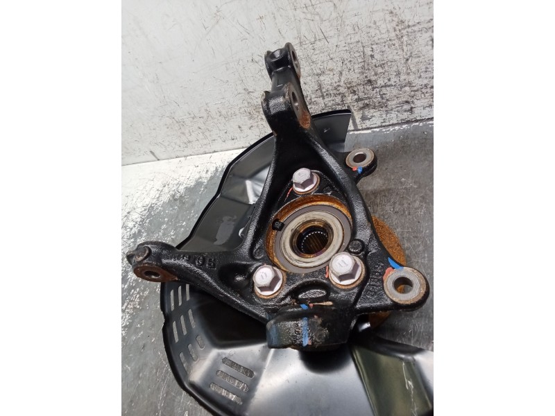 Recambio de mangueta delantera izquierda para toyota c-hr (_x1_) 1.8 hybrid (zyx10_, zyx11_) referencia OEM IAM   