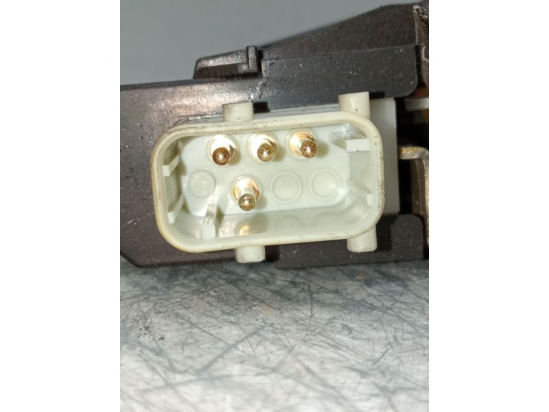 Recambio de motor cierre centralizado trasero izquierdo para bmw 5 (e39) 530 d referencia OEM IAM   