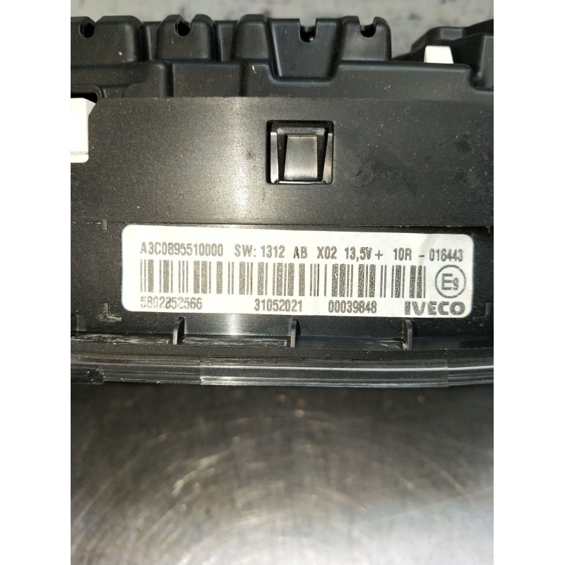 Recambio de cuadro instrumentos para iveco daily vi caja/chasis 33s14, 35s14, 35c14 referencia OEM IAM 5802852566 A3C0895510000 