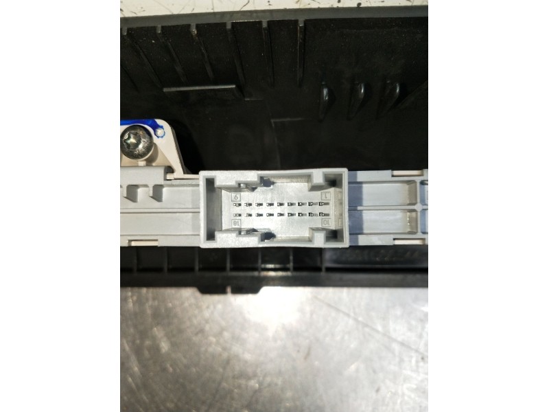 Recambio de mando multifuncion para iveco daily vi caja/chasis 33s14, 35s14, 35c14 referencia OEM IAM 5802361839 5801586544 