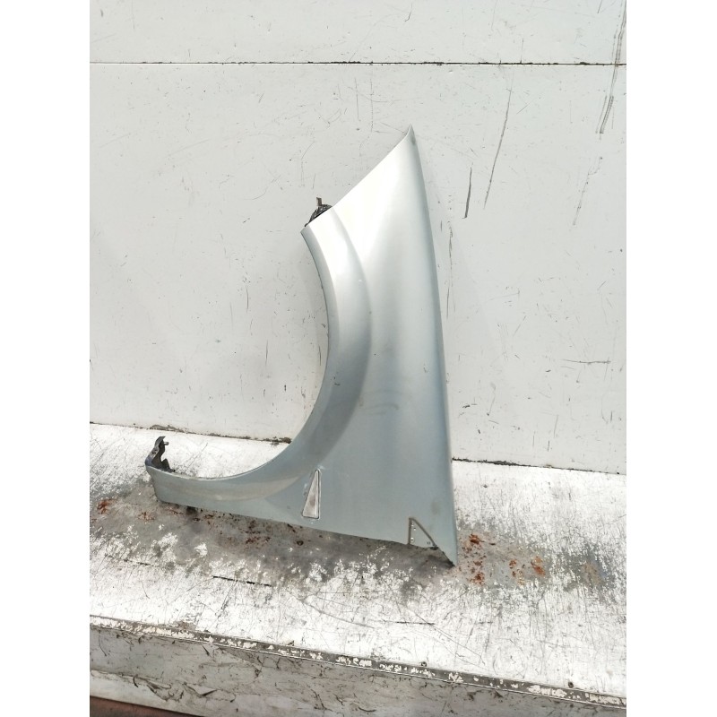 Recambio de aleta delantera derecha para renault megane ii sedán (lm0/1_) 1.5 dci (lm0f, lm0t, lm2b) referencia OEM IAM   