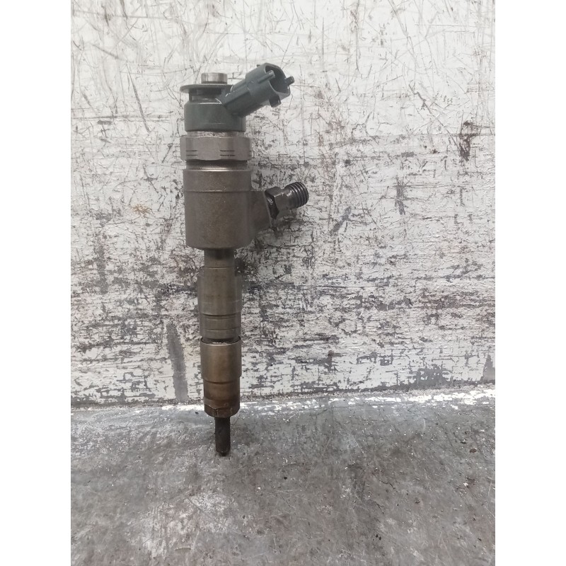Recambio de inyector para citroën c4 cactus 1.6 hdi 90 referencia OEM IAM 027766 0445110566 BOSCH