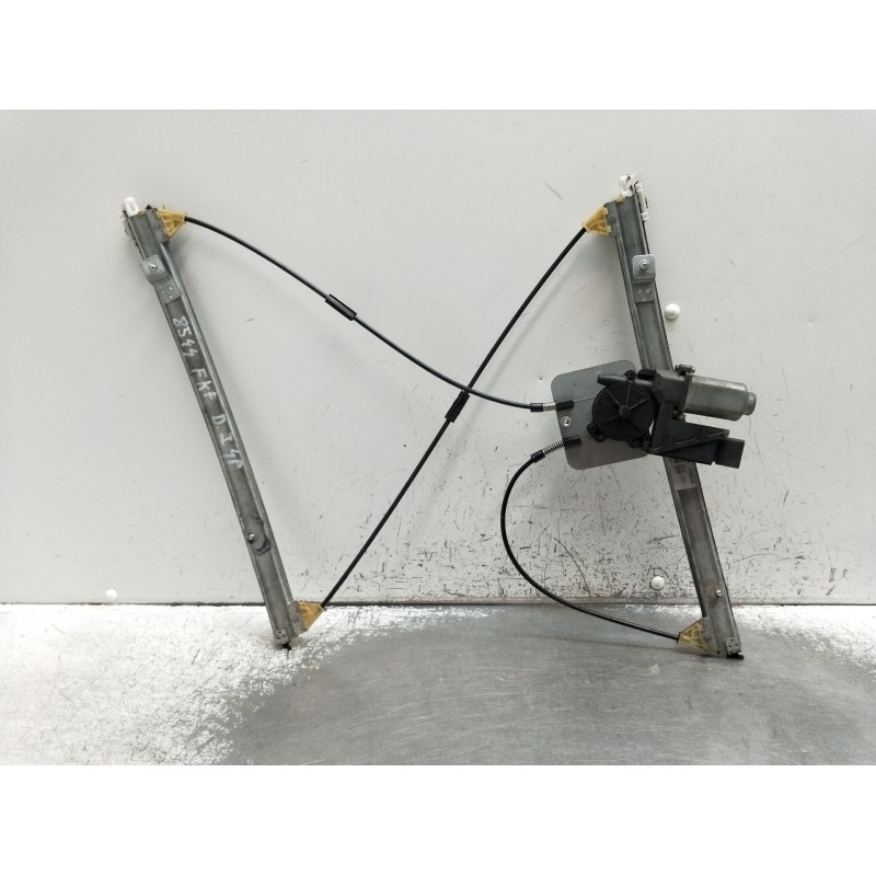 Recambio de elevalunas delantero izquierdo para renault laguna ii grandtour (kg0/1_) 1.9 dci (kg1v) referencia OEM IAM  4p 