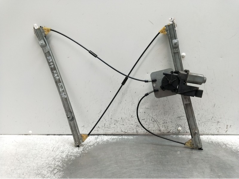 Recambio de elevalunas delantero izquierdo para renault laguna ii grandtour (kg0/1_) 1.9 dci (kg1v) referencia OEM IAM  4p 