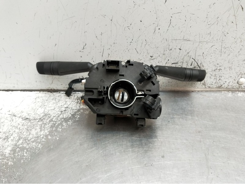 Recambio de mando luces para iveco daily vi caja/chasis 33s14, 35s14, 35c14 referencia OEM IAM 05802499911  