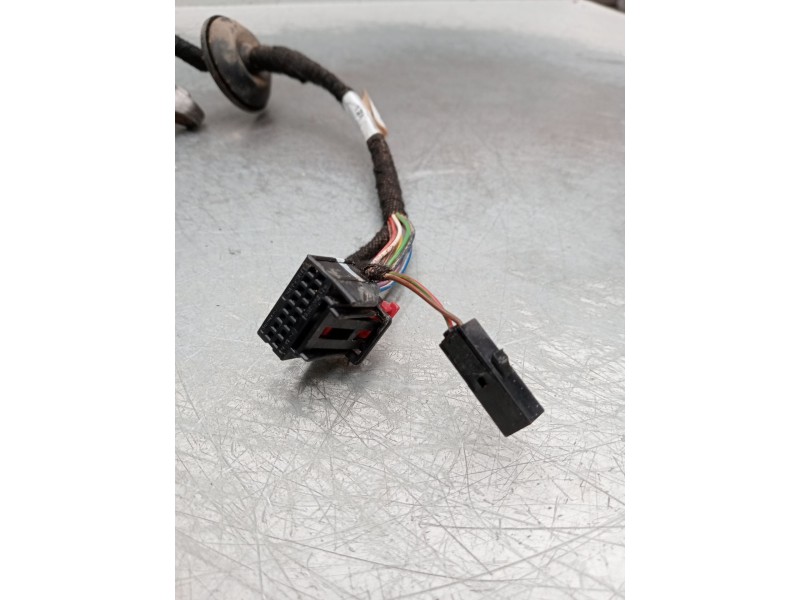 Recambio de retrovisor izquierdo para volkswagen tiguan (ad1, ax1) 2.0 tdi referencia OEM IAM electrico 2 enchufes 2 cables y 9 