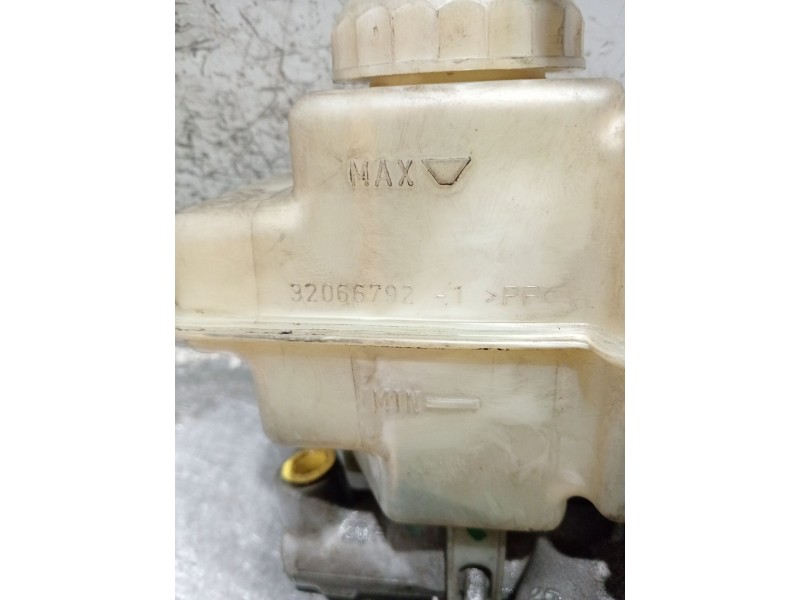 Recambio de bomba freno para bmw 5 (e39) 530 d referencia OEM IAM 32066792  