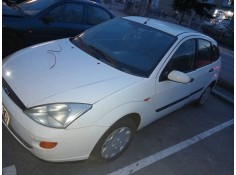 ford focus berlina (cak) del año 2001