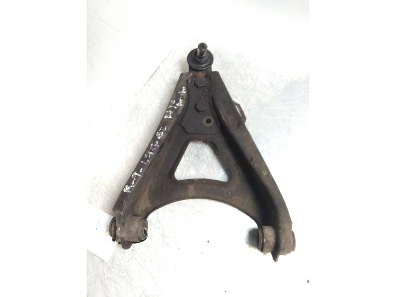 Recambio de brazo suspension inferior delantero derecho para renault 9 tse referencia OEM IAM   
