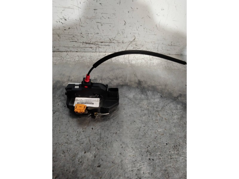 Recambio de motor cierre centralizado delantero izquierdo para opel zafira tourer excellence referencia OEM IAM   