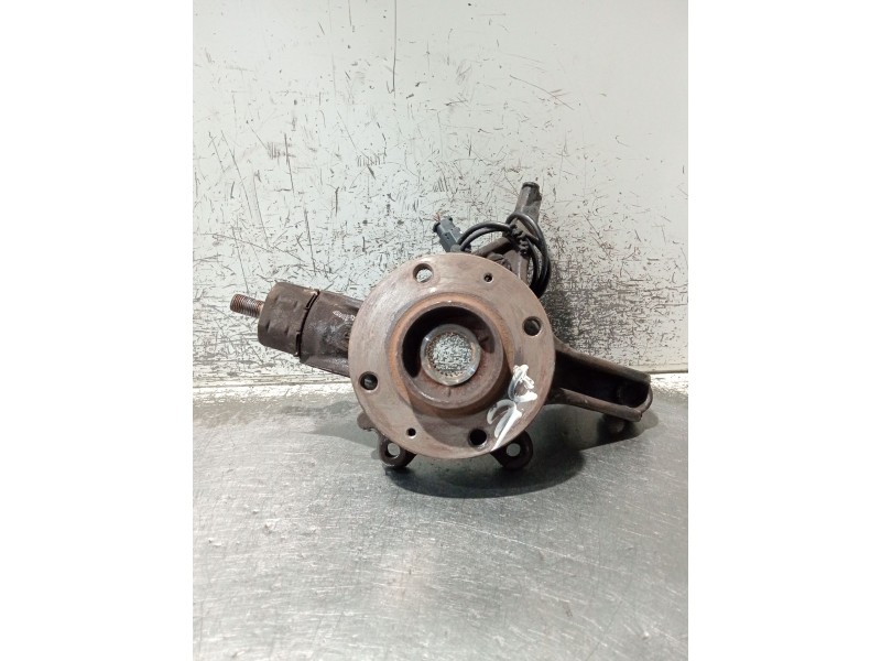 Recambio de mangueta delantera derecha para citroën c4 ii (nc_) 1.6 hdi 90 referencia OEM IAM   