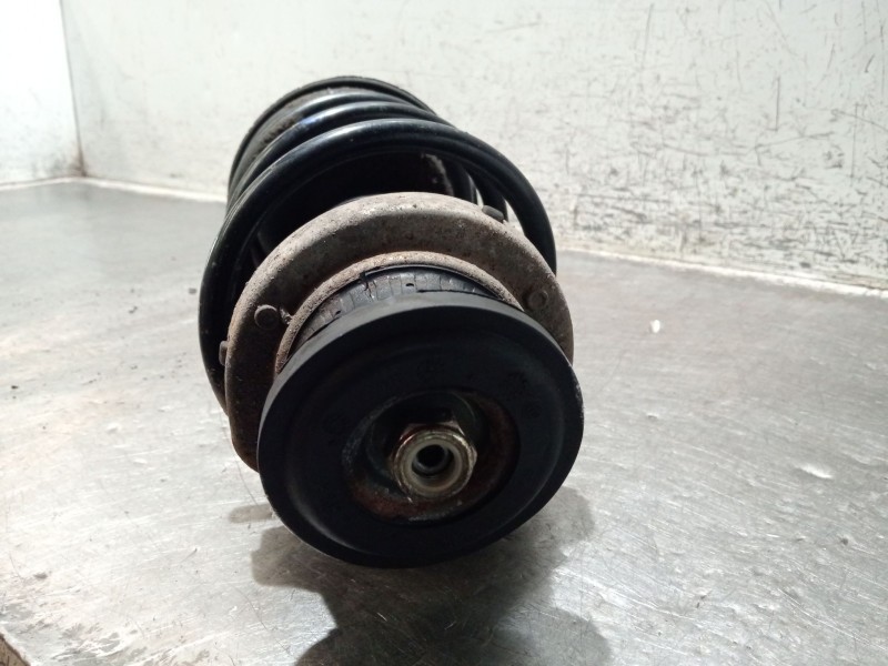 Recambio de amortiguador trasero izquierdo para alfa romeo 156 (932_) 1.9 jtd (932.a2b00, 932.a2c00) referencia OEM IAM 51755238