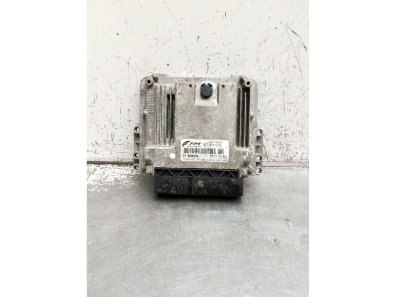 Recambio de centralita motor uce para iveco daily vi caja/chasis 33s16, 35s16, 35c16, 40c16, 50c16 referencia OEM IAM 0281035648