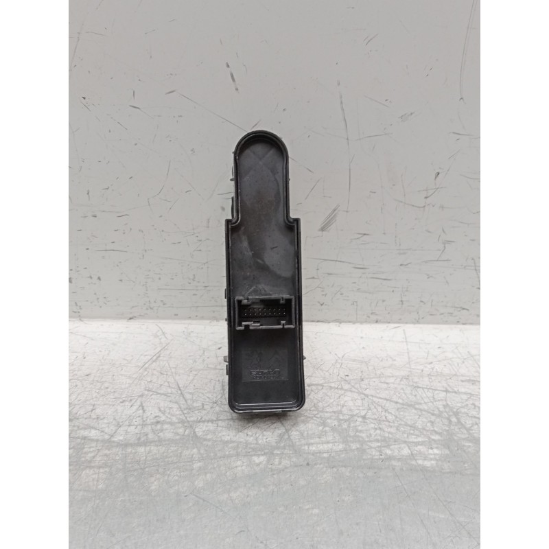 Recambio de mando elevalunas delantero izquierdo para citroën c4 ii (nc_) 1.6 hdi 90 referencia OEM IAM 96657055zd 5P 0553017038