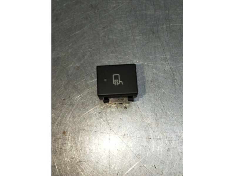 Recambio de mando multifuncion para iveco daily vi caja/chasis 33s16, 35s16, 35c16, 40c16, 50c16 referencia OEM IAM 5801527940  