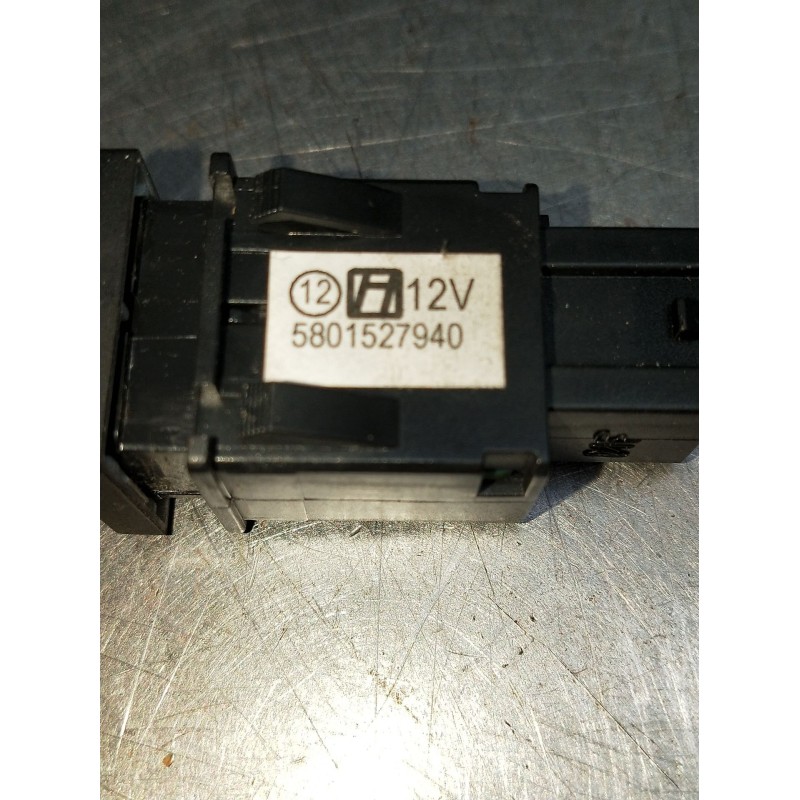 Recambio de mando multifuncion para iveco daily vi caja/chasis 33s16, 35s16, 35c16, 40c16, 50c16 referencia OEM IAM 5801527940  