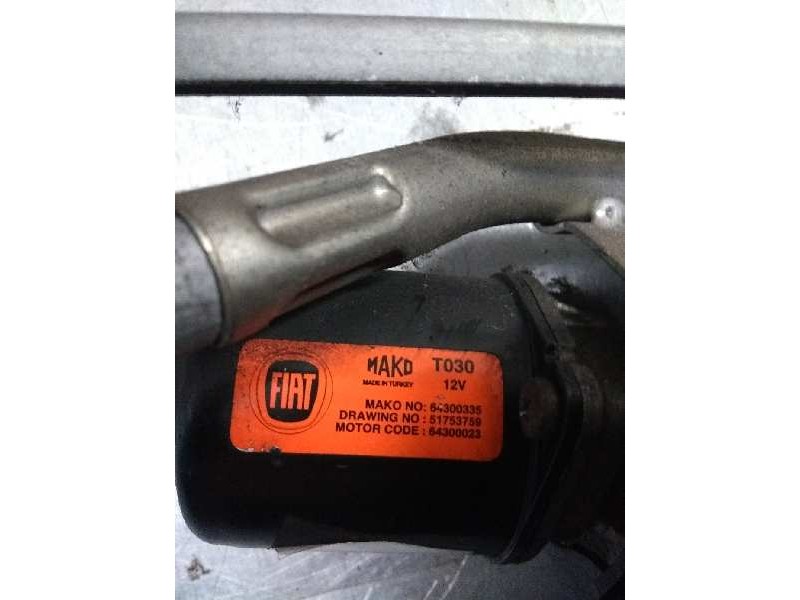 Recambio de motor limpia delantero para fiat linea (110) dynamic referencia OEM IAM T030 64300335 51753759 64300023