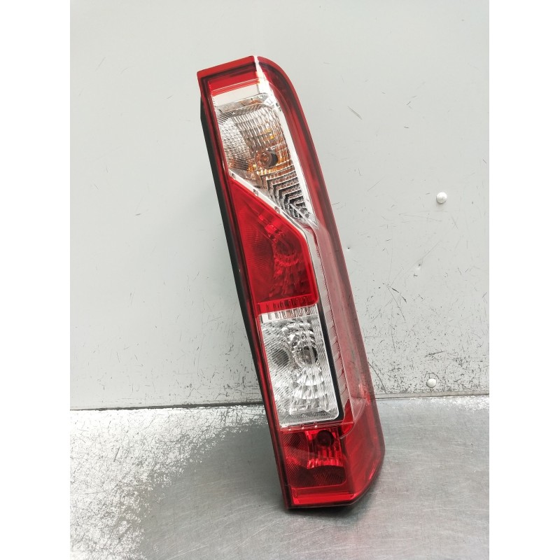 Recambio de piloto trasero derecho para renault master iii furgoneta (fv) 2.3 dci 110 fwd (fv0r, fv0w) referencia OEM IAM   