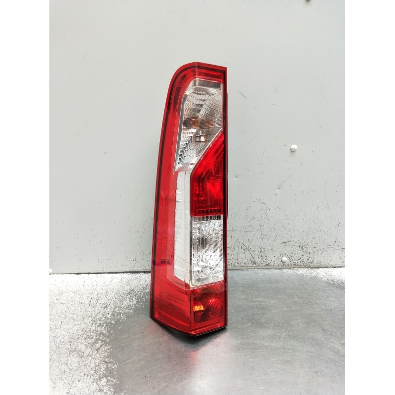 Recambio de piloto trasero izquierdo para renault master iii furgoneta (fv) 2.3 dci 110 fwd (fv0r, fv0w) referencia OEM IAM 2655