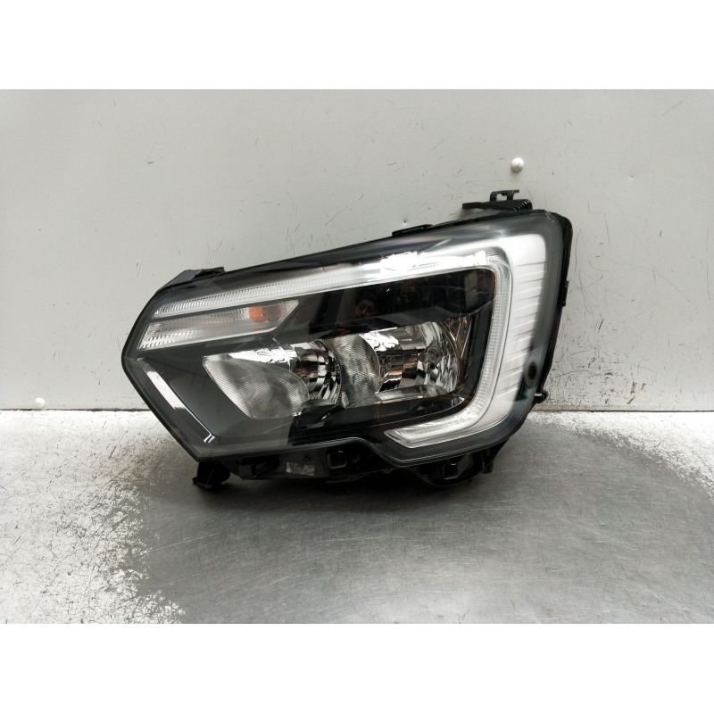 Recambio de faro izquierdo para renault master iii furgoneta (fv) 2.3 dci 110 fwd (fv0r, fv0w) referencia OEM IAM 260607867R 002