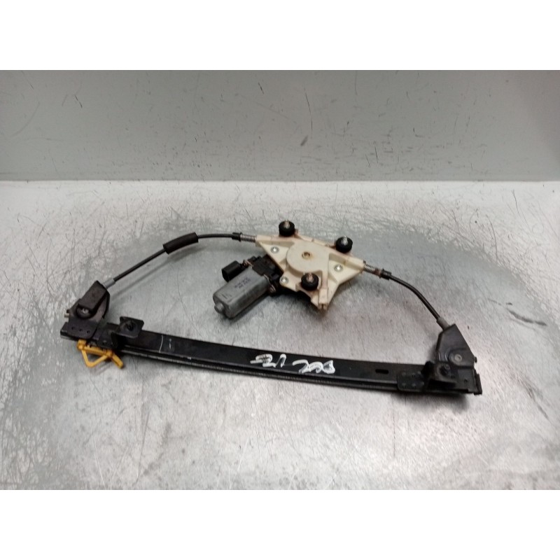 Recambio de elevalunas delantero izquierdo para alfa romeo 156 (932_) 1.9 jtd (932.a2b00, 932.a2c00) referencia OEM IAM d233505 