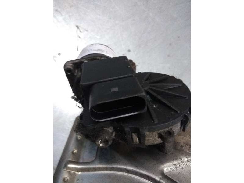 Recambio de motor limpia delantero para fiat linea (110) dynamic referencia OEM IAM T030 64300335 51753759 64300023