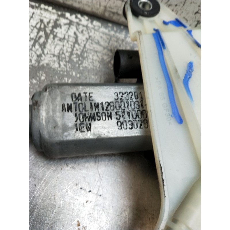 Recambio de elevalunas delantero derecho para renault master iii furgoneta (fv) 2.3 dci 110 fwd (fv0r, fv0w) referencia OEM IAM 