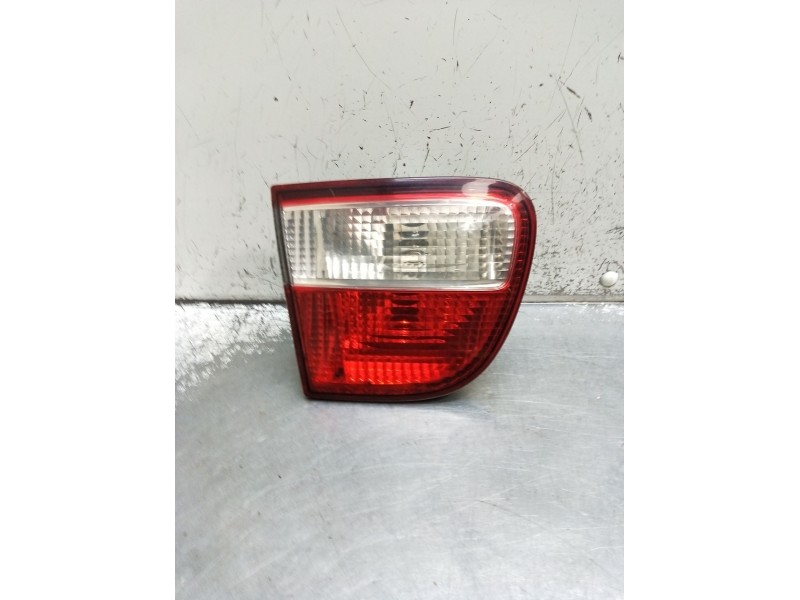 Recambio de piloto trasero izquierdo interior para seat leon (1m1) 1.9 tdi referencia OEM IAM 1M6945091B  