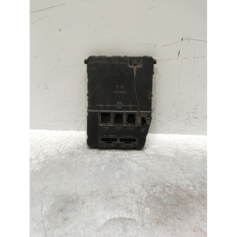 Recambio de caja reles / fusibles para renault megane ii sedán (lm0/1_) 1.5 dci (lm0f, lm0t, lm2b) referencia OEM IAM 8200306433