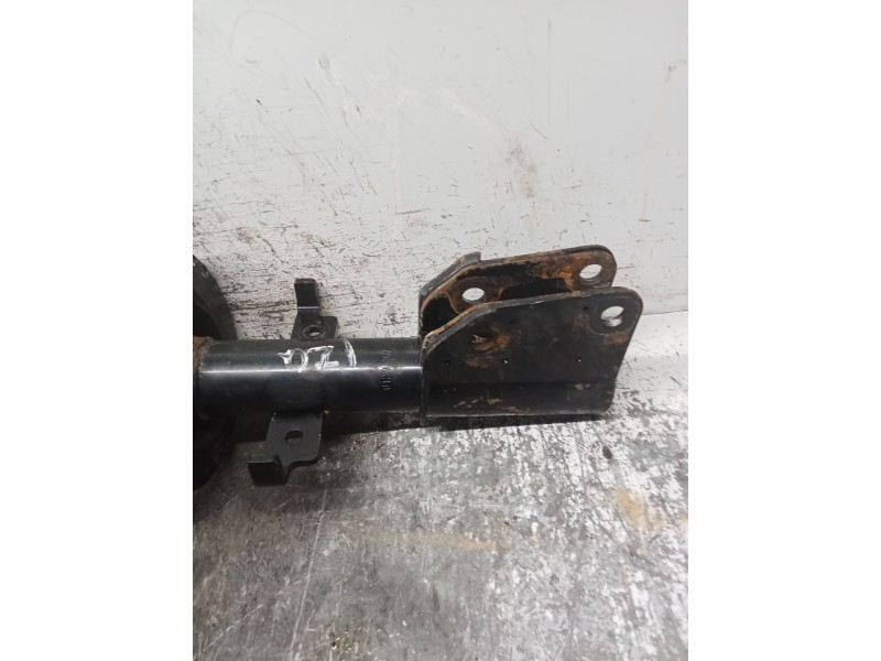 Recambio de amortiguador delantero izquierdo para renault espace iv (jk0/1_) 2.0 dci (jk02, jk03) referencia OEM IAM 7587668  